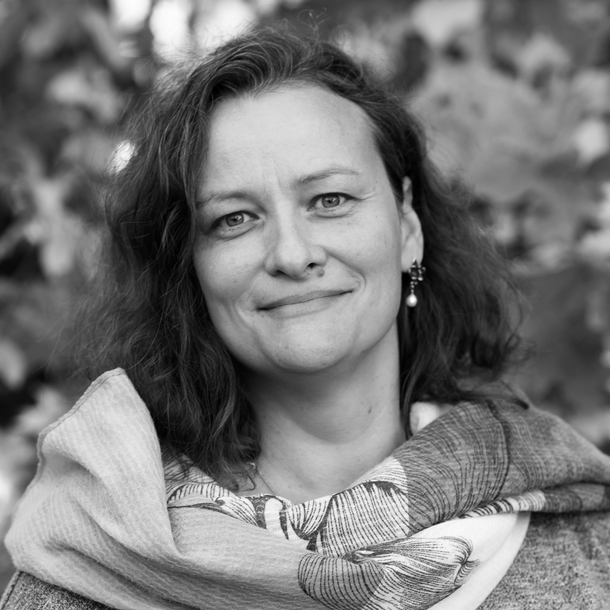 8-9_portrait_anja4sw5-610.png