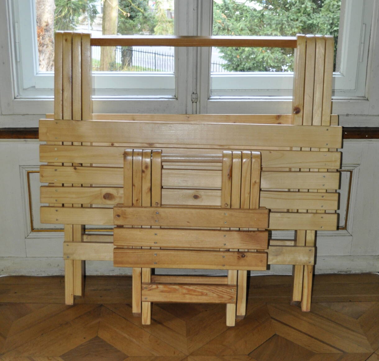 klapptisch_und_-stuhl_stb_produkte-1220-1220.jpg Plüschtier "Lama Nunu"